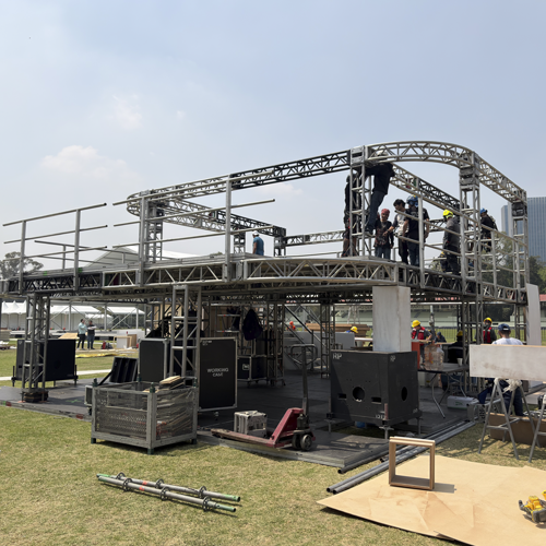DISEÑOS EN TRUSSES, HOSPITALITY 2 NIVELES, ACTIVACIÓN DE MARCA, SUITES, STANDS