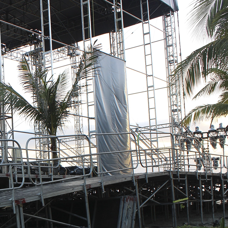 GROUND SUPPORTS, ESCENARIOS, HOSPITALITIES, LAYHER, MOTORES CM, TRUSSES CIRCULARES, RIGGING, RIGGERS ROLLING RISERS, CARPAS LOSBERGER, TELONES, KABUKI, TRUSSES DIFERENTES DIMENSIONES