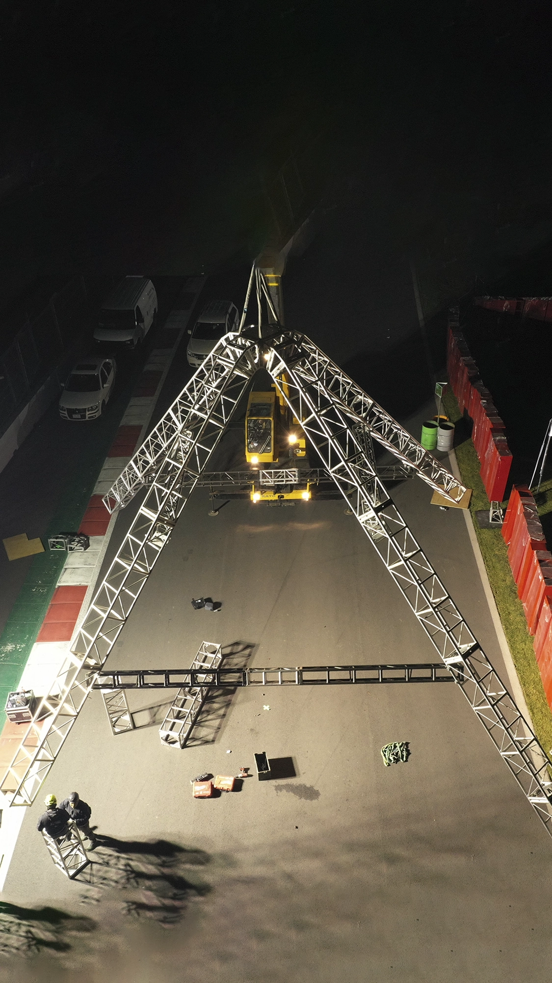 diseños en trusses para festivales en riviera maya